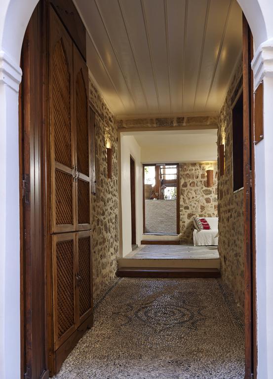 Helios Garden Boutique Apartments Rhodes City Екстер'єр фото