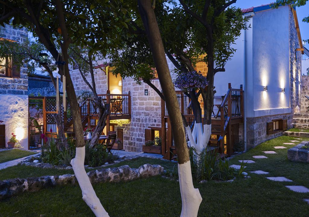 Helios Garden Boutique Apartments Rhodes City Екстер'єр фото